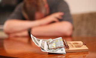 Doch es gibt auch Wege, aus der Schuldenfaller hinauszufinden. - Nico Buchholz