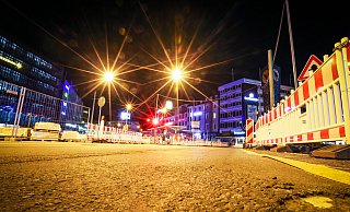 Erst fragten sie nach Zigaretten, dann kam eine Waffe zum Vorschein - dann schlug einer der Männer zu. - Sarah Jonek (Archiv)