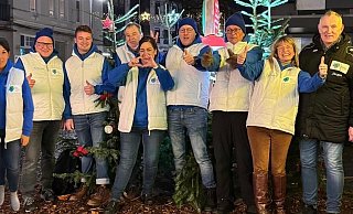Das Team vom Weihnachtsbaum für Bünde. - Verein zur Förderung der Jugendarbeit in Bünde