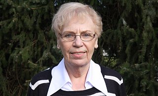 Erinnerungen: Helga Uhe wohnt jetzt in der Bad Oeynhausener Innenstadt. Die letzten Tage des Zweiten Weltkrieges aber erlebte sie am Winkelweg - heute direkt neben der Aqua Magica. - Foto: nisii