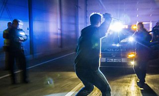 71 Körperverletzungen, 61 Nötigungen und 54 Raubtaten mit Messer: Die Bilanz 2024 erschreckt. - picture alliance / imageBROKER