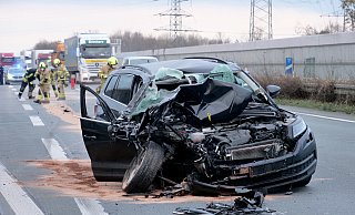 Der Unfall geschah auf der A 33 in Höhe Schloß Neuhaus. - Ralph Meyer