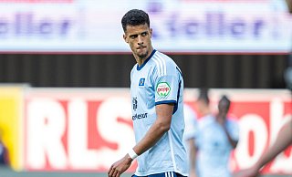 Robert Glatzel und der HSV haben die letzte Chance auf den Aufstieg verspielt. - David Inderlied/dpa