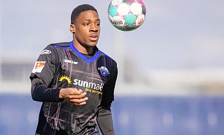 SCP-Akteur Frederic Ananou ist erneut für Togos Nationalmannschaft nominiert worden. Und diesmal nimmt er die Einladung an. - Besim Mazhiqi