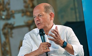 Laut Bundeskanzler Olaf Scholz will die AfD «alles verhindern, was nötig ist, dass Deutschland ein modernes Industrieland bleibt». - Karl-Josef Hildenbrand/dpa