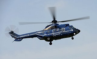 Gleich zwei Hubschrauber der Bundespolizei haben vergangene Woche nachts für Aufsehen bei den Bielefeldern gesorgt. - picture alliance / Frank May