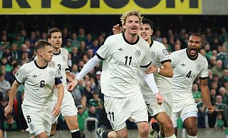 Nick Woltemade bejubelt sein erstes Länderspieltor. - Christian Charisius/dpa
