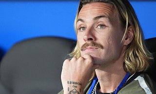 Die Debatte um Kapitän Jackson Irvine bewegt den FC St. Pauli. (Archivbild) - Marcus Brandt/dpa