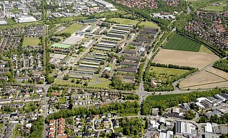 Die Barker-Kaserne: Auch das Verteidigungsministerium hat ein Auge auf das Gelände, das in Kürze von den Briten zurück gegeben wird, geworfen. - Gerd Vieler