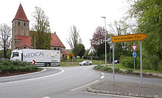 Auch der Kreisverkehr an der Eilshauser Kirche erhält eine neue Fahrbahndecke. - Björn Kenter
