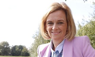 Pamela Funk ist Bürgermeisterkandidatin der CDU.  - Burkhard Hoeltzenbein