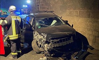 Ein tragischer Einsatz ereignete sich gleich zu Beginn des Jahres: Ein 23-jähriger starb bei schwerem Verkehrsunfall auf der B 64 bei Ottbergen. - Feuerwehr Höxter