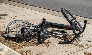Die Zahl der Unfälle, an denen Pedelecs beteiligt sind, ist in den vergangenen Jahren deutlich gestiegen. - picture alliance / Fotostand