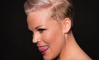 Am 16. August 2025 in Höxter: Optisch und akustisch nahe dran am Original – aber eben „not Pink“. - Band/Privat