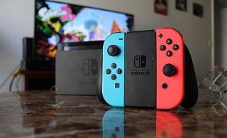 Die Nintendo Switch ist eine der beliebtesten Spielekonsolen. - joatseu/Pixabay