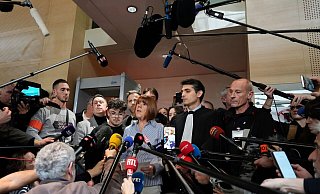 Einer der 51 Verurteilten im Fall Pelicot geht in Berufung (Archivbild). - Lewis Joly/AP/dpa