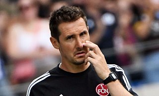 Trainer Miroslav Klose muss künftig auf Julain Kania verzichten. - Uli Deck/dpa