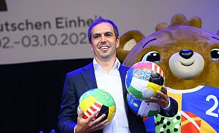 Hofft auf eine wiedererstarkte DFB-Elf: EM-Turnierdirektor Philipp Lahm. - Jonas Walzberg/dpa