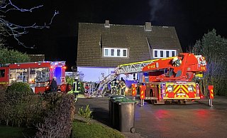 In einem Wohnhaus in Hoberge-Uerentrup hat es am Sonntagabend gebrannt. - Charlotte Mahncke