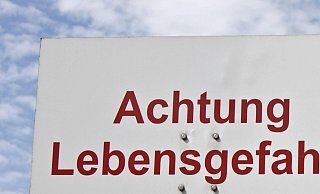 Diesen wichtigen Hinweise haben die Kinder wohl einfach ignoriert. - Themenfoto/picture alliance