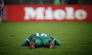 Am Boden: Der FC Gütersloh wird aufgelöst. - Henrik Martinschledde