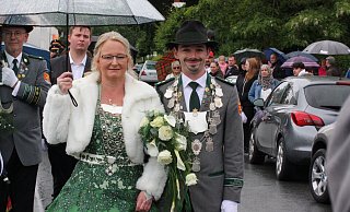 Lauenfördes Schützenkönigspaar Yvonne Rauscher und Marcel Gerhards. - Torsten Wegener