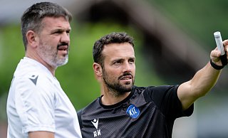 Ralf Kettemann (rechts) wird neuer Trainer des SC Paderborn 07. - picture alliance / GES/Marvin Ibo Güngör