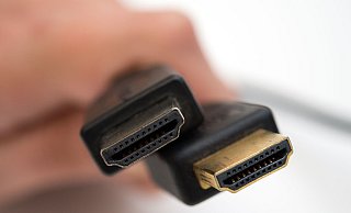 High Speed? Super High Speed? Man sieht es nicht. Deshalb lohnt es sich vor einem Kauf, auf die Bandbreiten-Klassifizierung des HDMI-Kabels zu achten. - Andrea Warnecke/dpa-tmn