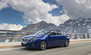 Gipfelstürmender Löwe? Zumindest bei der Quantität - den Zulassungszahlen - muss sich der Peugeot 308 etwa dem Klassenprimus VW Golf geschlagen geben - wie schaut\\\'s aus mit der Qualität? - Peugeot/dpa-tmn