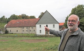 Johannes Lohmann plant, den Krusenhof in Etteln komplett umzubauen und dort sechs große Eigentumswohnungen zu errichten. - Uwe Müller