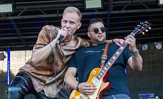Für „Ricky Shindig“ ist der Auftritt die Generalprobe für den Gig im Vorprogramm von Ben Zucker einen Tag später. - Ralf Bittner