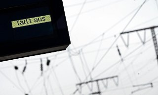 Nach Angaben der Bahn ist ein Stellwerk in Köln-Kalk betroffen. (Symbolbild) - Federico Gambarini/dpa