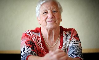 Die 70-jährige Angelika Böning engagiert sich in Gütersloh seit mittlerweile 50 Jahren für Menschen mit Sehbehinderung. - Andreas Frücht
