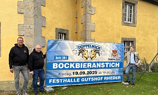 Einer der Gesellschafter, Ferdinand von Spiegel, der Verkäufer Klaus Stiewe und der Geschäftsführende Braumeister Michael Lange laden ein. - Privat