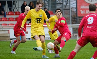 In der Fußball-Westfalenliga überzeugte der VfL Theesen in Espelkamp. - Andreas Zobe