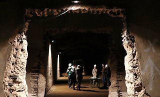 Die Stollen im Jakobsberg wurden im letzten Jahrzehnt wieder ins Bewusstsein der Menschen der Region gebracht - daran arbeitet der Verein KZ Gedenk- und Informationsstätte. - Stadt Porta Westfalica/privat (Archiv)