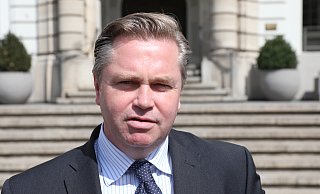 Der Herforder Bürgermeister Tim Kähler sieht für die Zukunft erhebliche Auswirkungen der Coronakrise auf den städtischen Haushalt. - Frank-Michael Kiel-Steinkamp