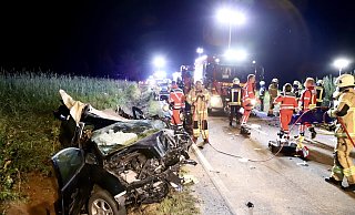 Knapp 200 Einsatzkräfte waren am Abend vor Ort. - Charlotte Mahncke