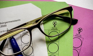 Jedes Kreuz zählt - auch wenn die, die da stehen, eigentlich nicht kandidieren wollten. - picture alliance / Goldmann
