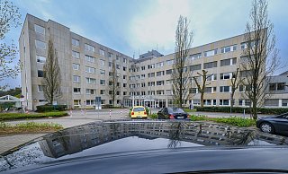 Rund um das Klinikum Rosenhöhe in Bielefeld herrscht oft Parkplatz-Knappheit. Ein Krimineller scheint das für seine Zwecke ausgenutzt zu haben. - Andreas Zobe Rund um das Klinikum Rosenhöhe in Bielefeld herrscht oft Parkplatz-Knappheit. Ein Krimineller scheint das für seine Zwecke ausgenutzt zu haben. - Andreas Zobe