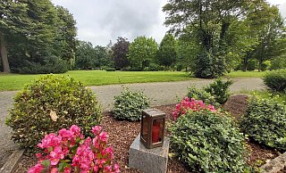 Auf einem Teil des Feldmarkfriedhofs in Bünde sollen Wohnungen gebaut werden. - Florian Weyand