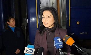 Deutschland werde der Ukraine helfen, durch den Winter zu kommen, kündigte Bundeswirtschaftsministerin Katherina Reiche (CDU) bei einem Besuch in Kiew an. - Andreas Stein/dpa