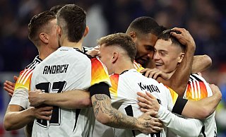 Das DFB-Team feiert den 2:0-Sieg gegen Frankreich. - Christian Charisius/dpa