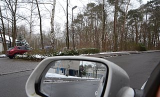 Vergessenes Waldstück: In diesem Bereich sollen drei Baukörper entstehen, die als Übergangswohnheime für Flüchtlinge genutzt werden. - Joern Spreen-Ledebur