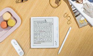 Die neue Tolino Flip-Fernbedienung ermöglicht Blättern im E-Book, ohne den Reader in den Händen halten zu müssen. - Tolino/dpa-tmn