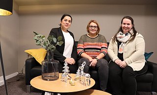 Abeda Yawari (v.l.), Alexandra Tighean und Roxana Cioloca möchten für den Integrationsrat kandidieren. - Marion Pokorra-Brockschmidt