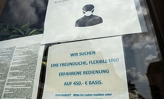 Die Verdienst-Obergrenze für Minijobs soll am 1. Oktober von 450 auf 520 Euro im Monat steigen. - Foto: Frank Rumpenhorst/dpa