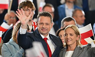 Der Warschauer Oberbürgermeister Rafal Trzaskowski muss in die Stichwahl um die polnische Präsidentschaft. - Piotr Polak/PAP/dpa