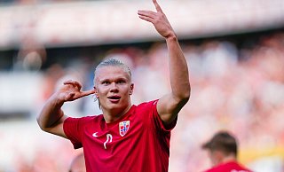 Norwegens Erling Haaland traf beim 3:2-Erfolg über Schweden doppelt. - Foto: Javad Parsa/NTB/AP/dpa