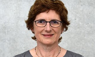 Britta Haßelmann: Die Erste Parlamentarische Geschäftsführerin der Günen-Bundestagsfraktion diskutiert mit Bürgern in Paderborn sowie in Bad Wünnenberg. - Bündnis 90/Die Grünen